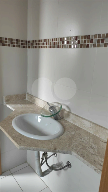 APARTAMENTO em SANTANA