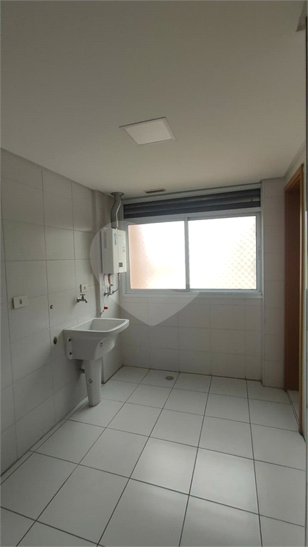 APARTAMENTO em SANTANA
