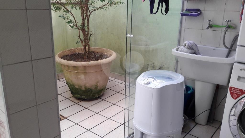 Sobrado na Vila Pauliceia próximo a Estação do  Metrô ,vai a Pé Imóvel reformado vale a pena visitar