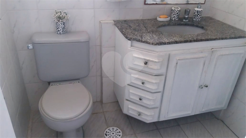 Belo apartamento em Santana com 2 dormitórios, 1 vaga de garagem, lazer completo. ACEITA PERMUTA.