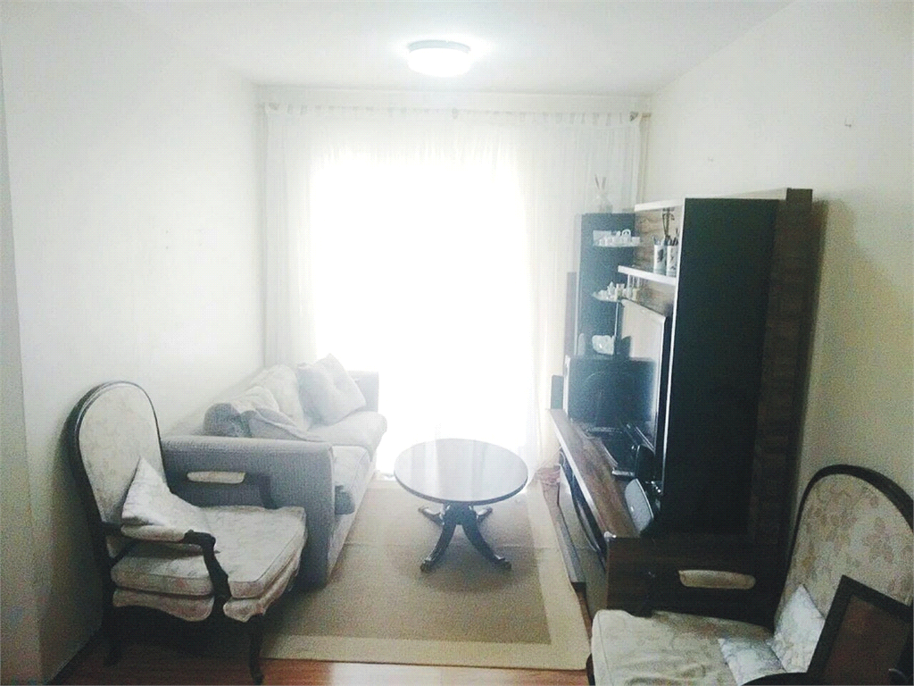 Belo apartamento em Santana com 2 dormitórios, 1 vaga de garagem, lazer completo. ACEITA PERMUTA.