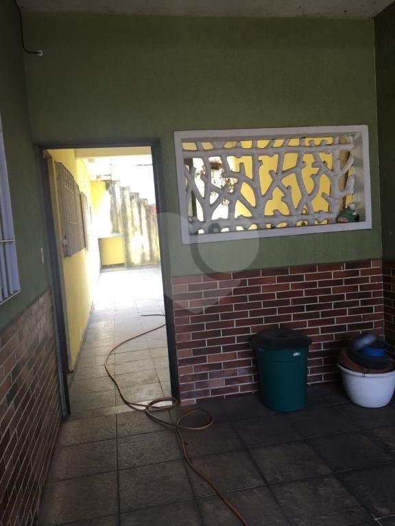 Amplo sobrado à venda na Vila Nivi, com 255 m²