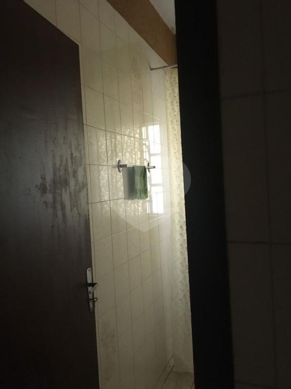 Amplo sobrado à venda na Vila Nivi, com 255 m²