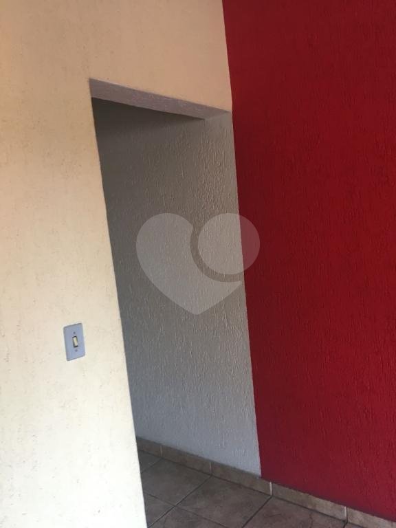 Amplo sobrado à venda na Vila Nivi, com 255 m²