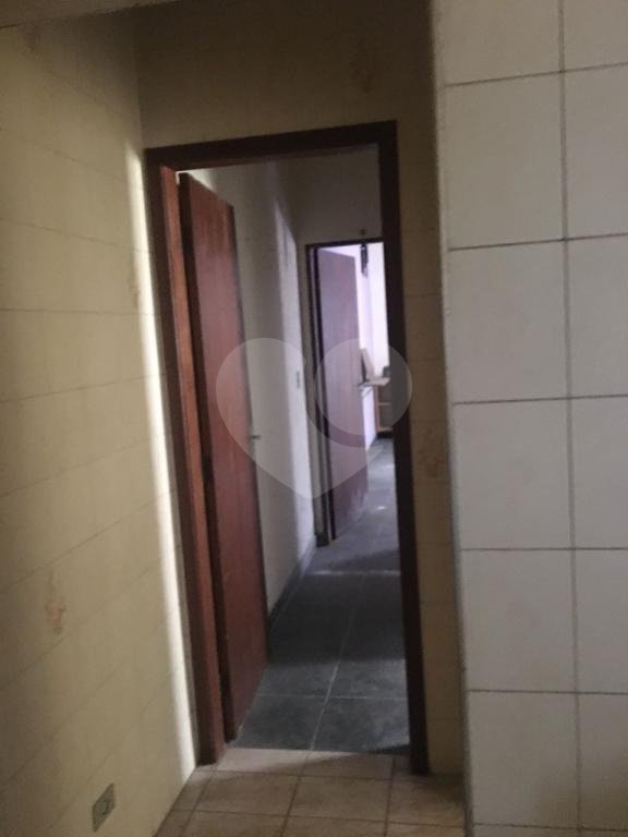 Amplo sobrado à venda na Vila Nivi, com 255 m²