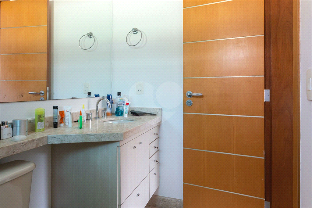 Sobrado - Venda - Horto Florestal