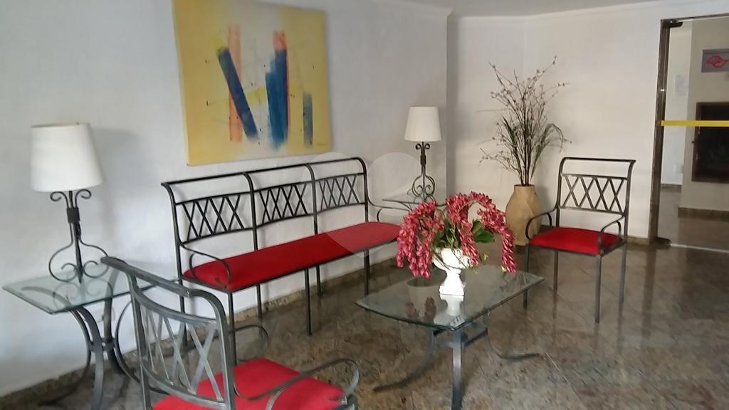 Belíssimo apartamento à venda na Água Fria