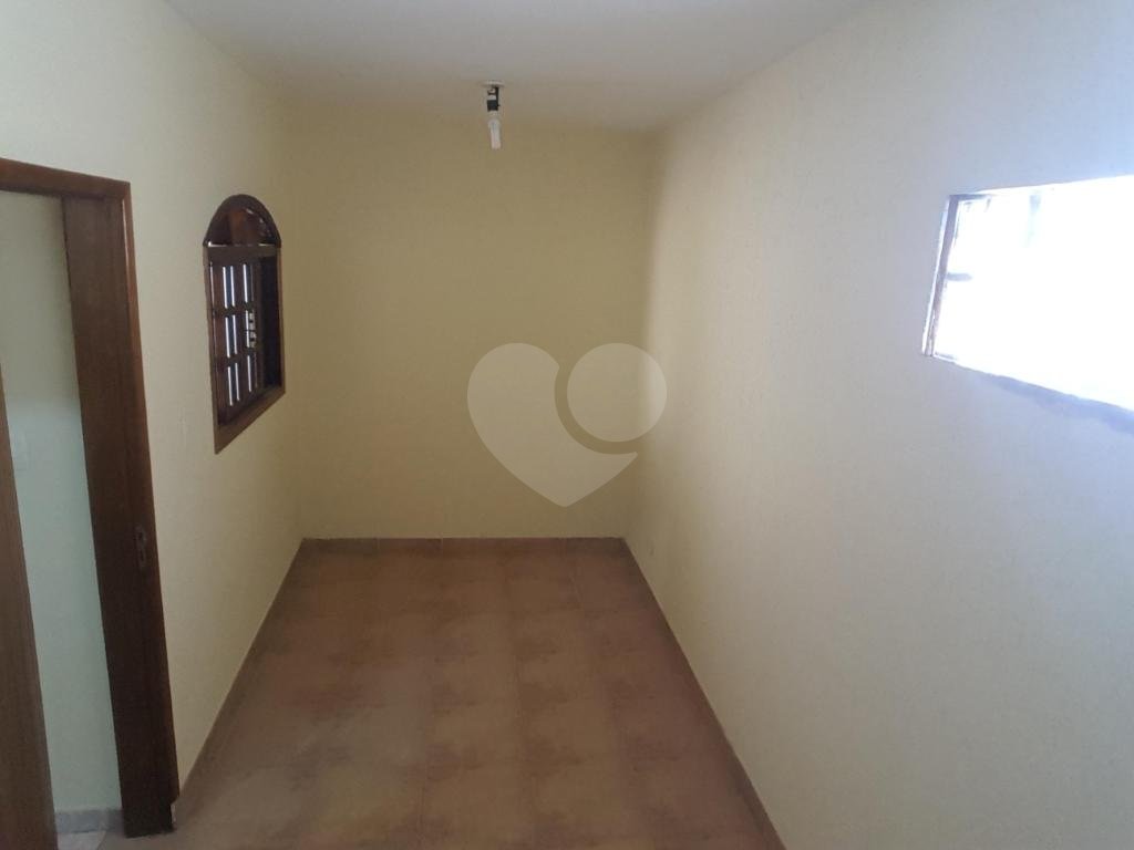 DUAS CASAS NO MESMO TERRENO PRÓXIMO DA JERÔNIMA DIAS E AVENIDA ÁGUA FRIA,