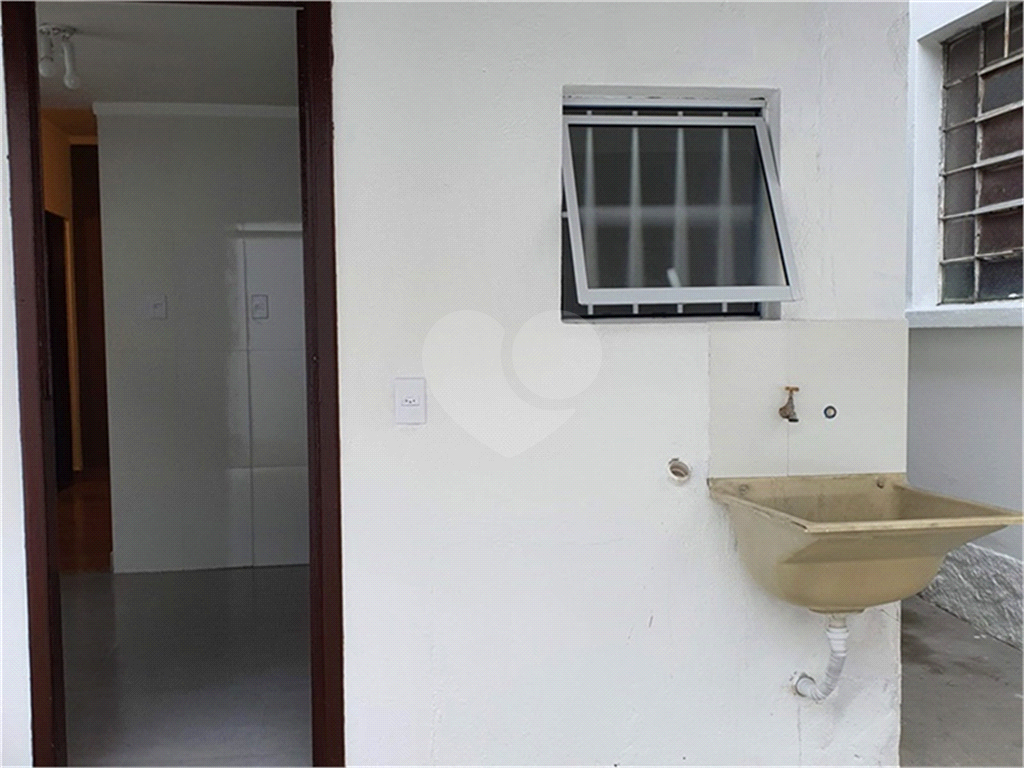 Apartamento à venda com 2 quartos, 70m² - Foto 18