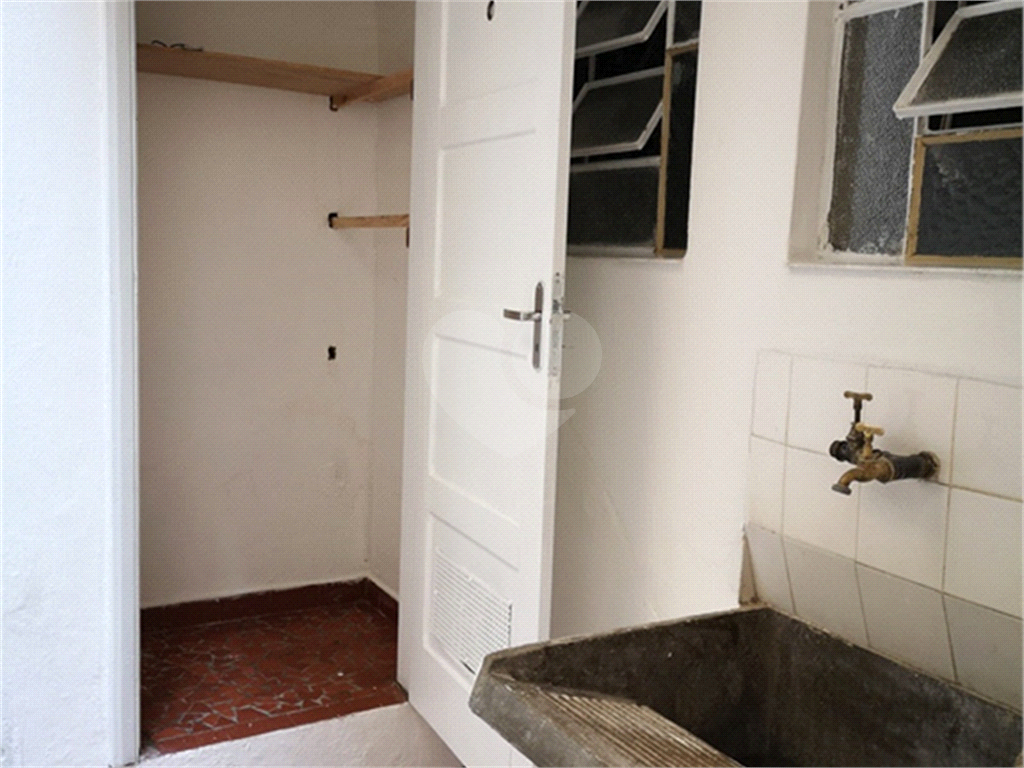 Apartamento à venda com 2 quartos, 70m² - Foto 21