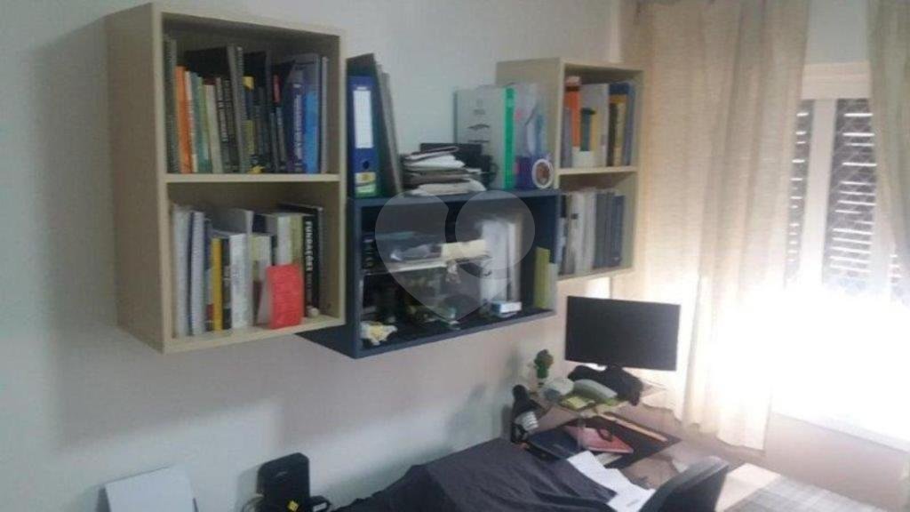 Apartamento à venda com 3 quartos, 130m² - Foto 27