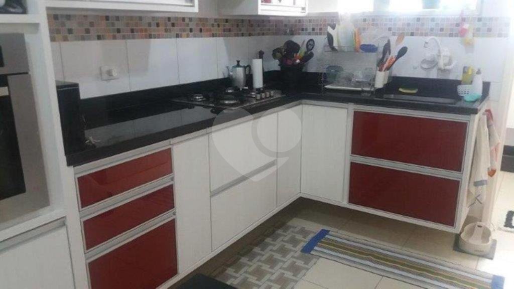 Apartamento à venda com 3 quartos, 130m² - Foto 13