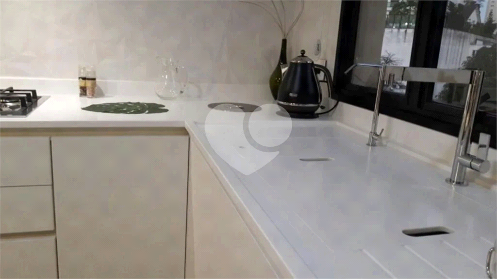 apartamento de alto padrao com 3 vagas a 100 metros do salesiano alto de santana