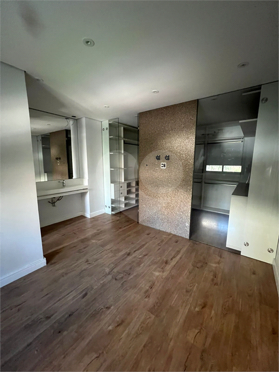 apartamento de alto padrao com 3 vagas a 100 metros do salesiano alto de santana