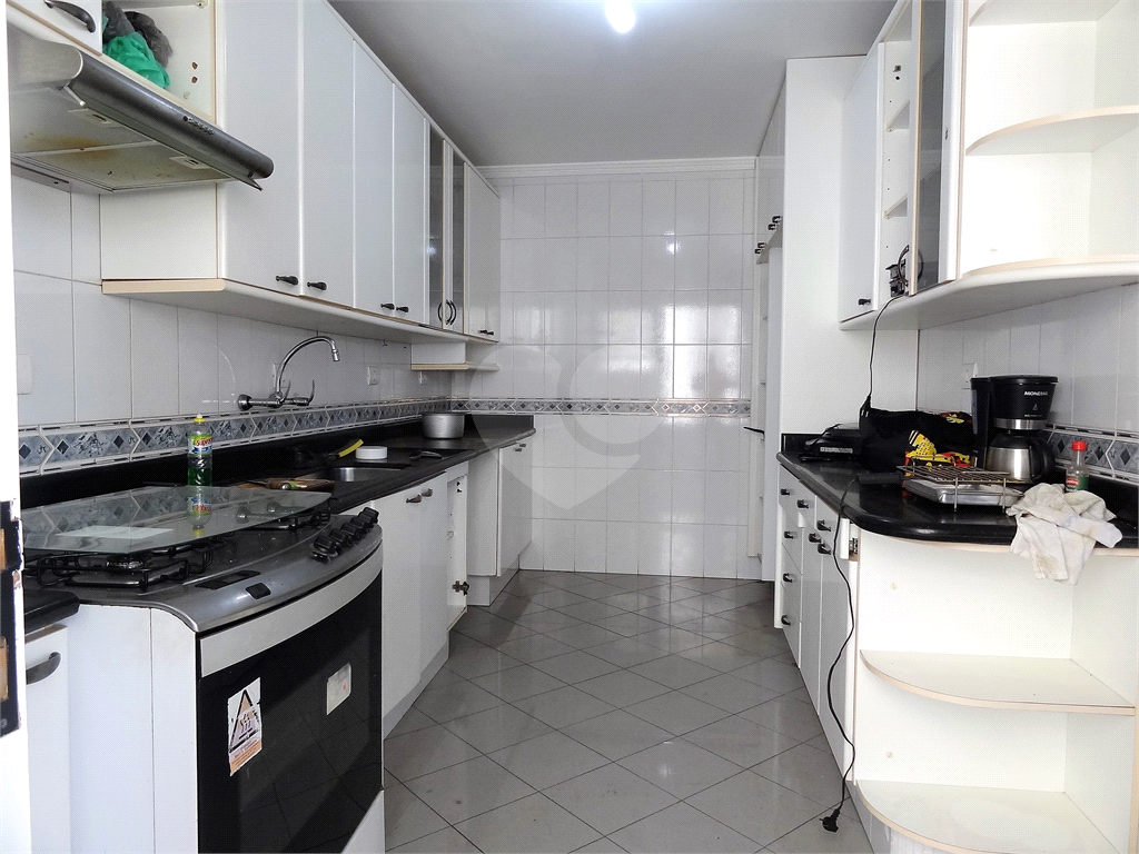 Ótima casa no Jardim França com 3 andares