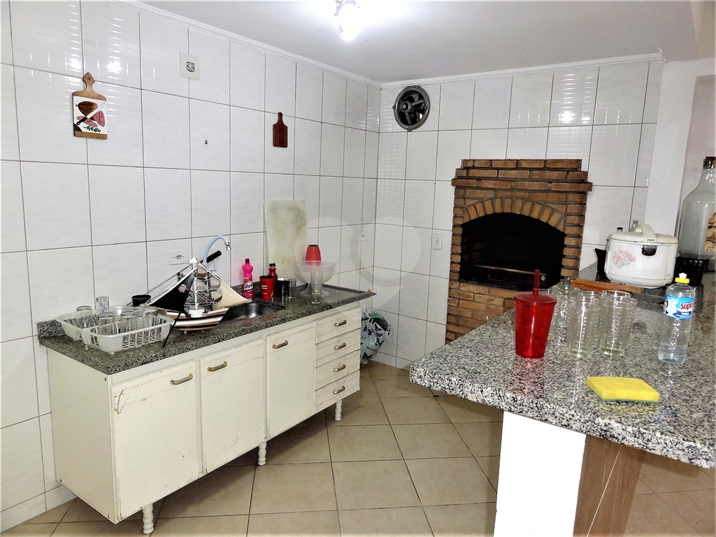 Ótima casa no Jardim França com 3 andares