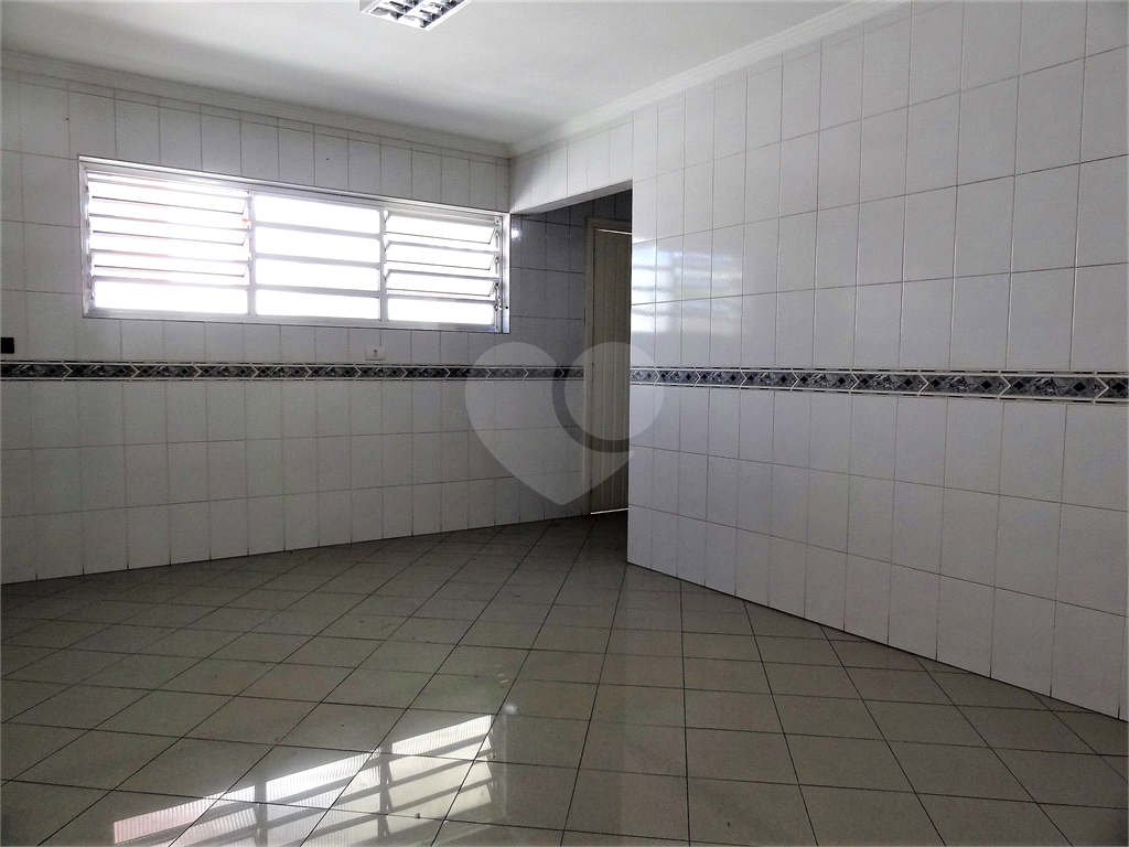 Ótima casa no Jardim França com 3 andares