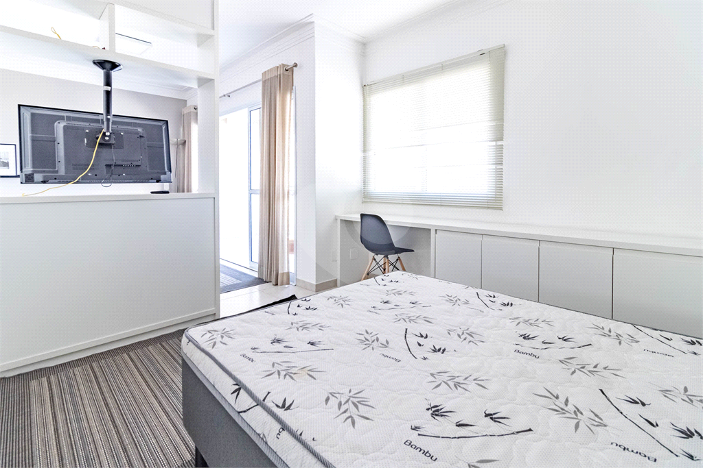 APARTAMENTO MOBILIADO COM DUAS VAGAS