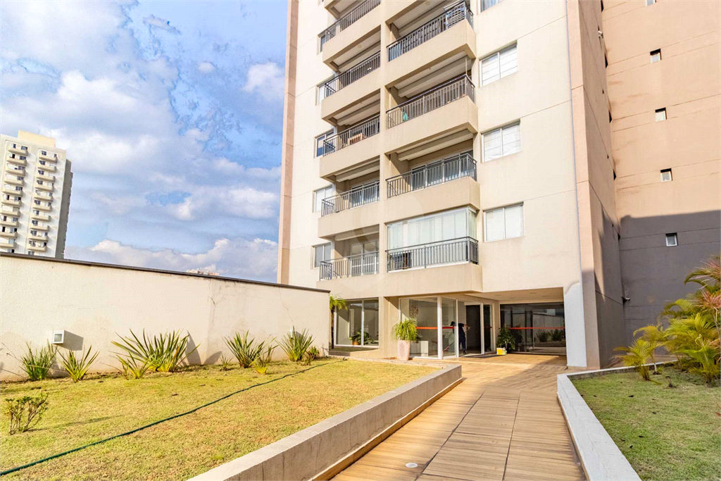 APARTAMENTO MOBILIADO COM DUAS VAGAS