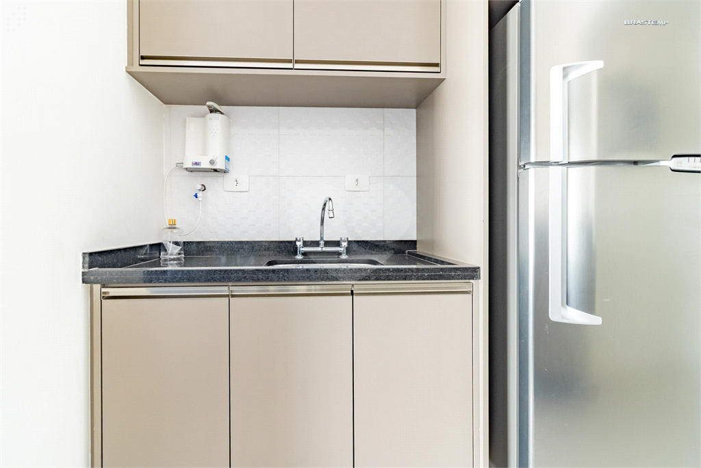 APARTAMENTO MOBILIADO COM DUAS VAGAS