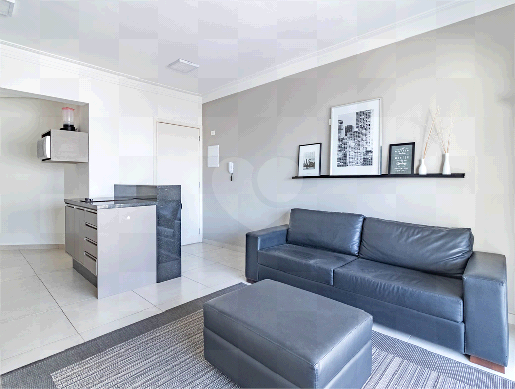 APARTAMENTO MOBILIADO COM DUAS VAGAS