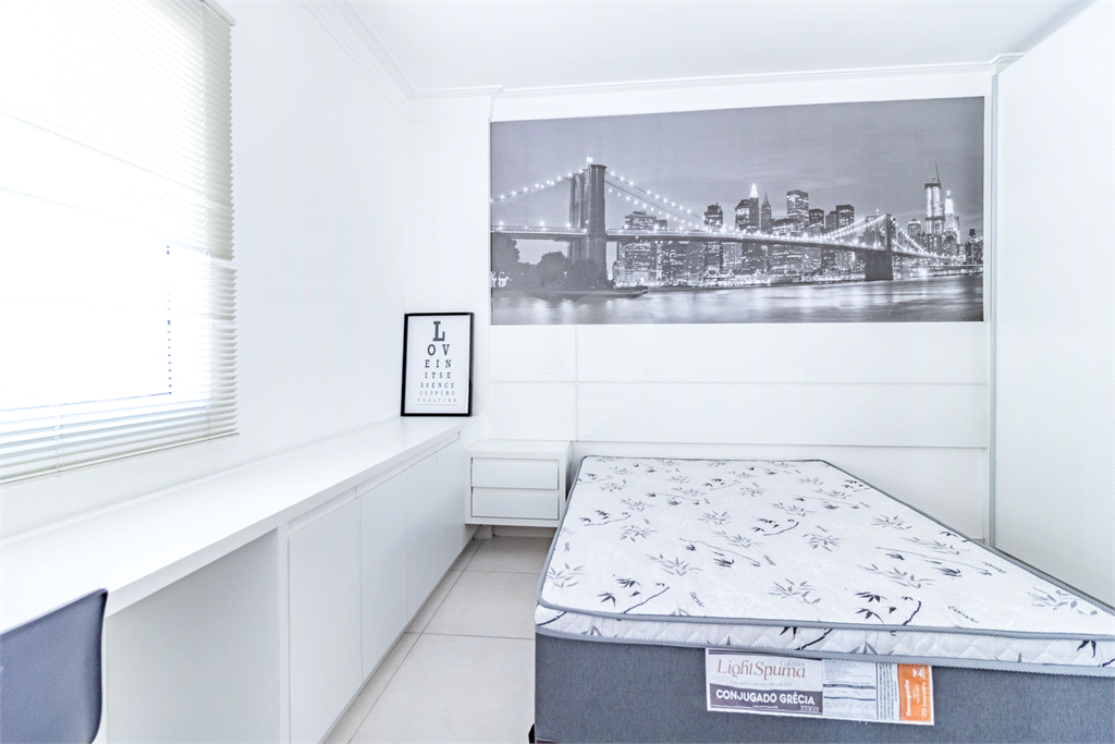 APARTAMENTO MOBILIADO COM DUAS VAGAS