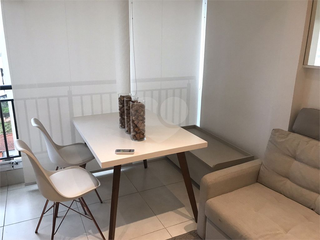 APARTAMENTO COM DUAS VAGAS DE GARAGEM NA VOLUNTÁRIOS