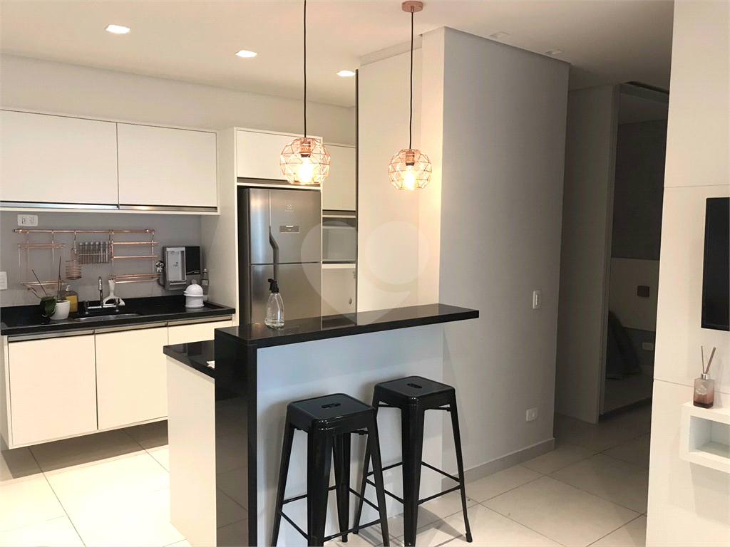 APARTAMENTO COM DUAS VAGAS DE GARAGEM NA VOLUNTÁRIOS