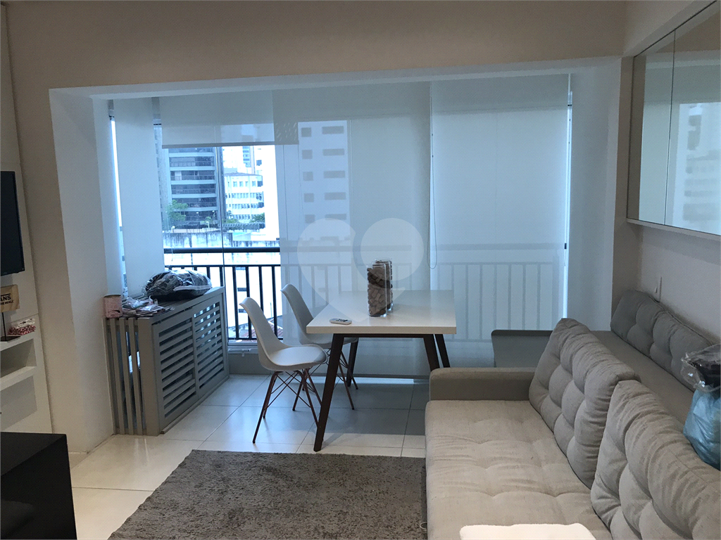 APARTAMENTO COM DUAS VAGAS DE GARAGEM NA VOLUNTÁRIOS