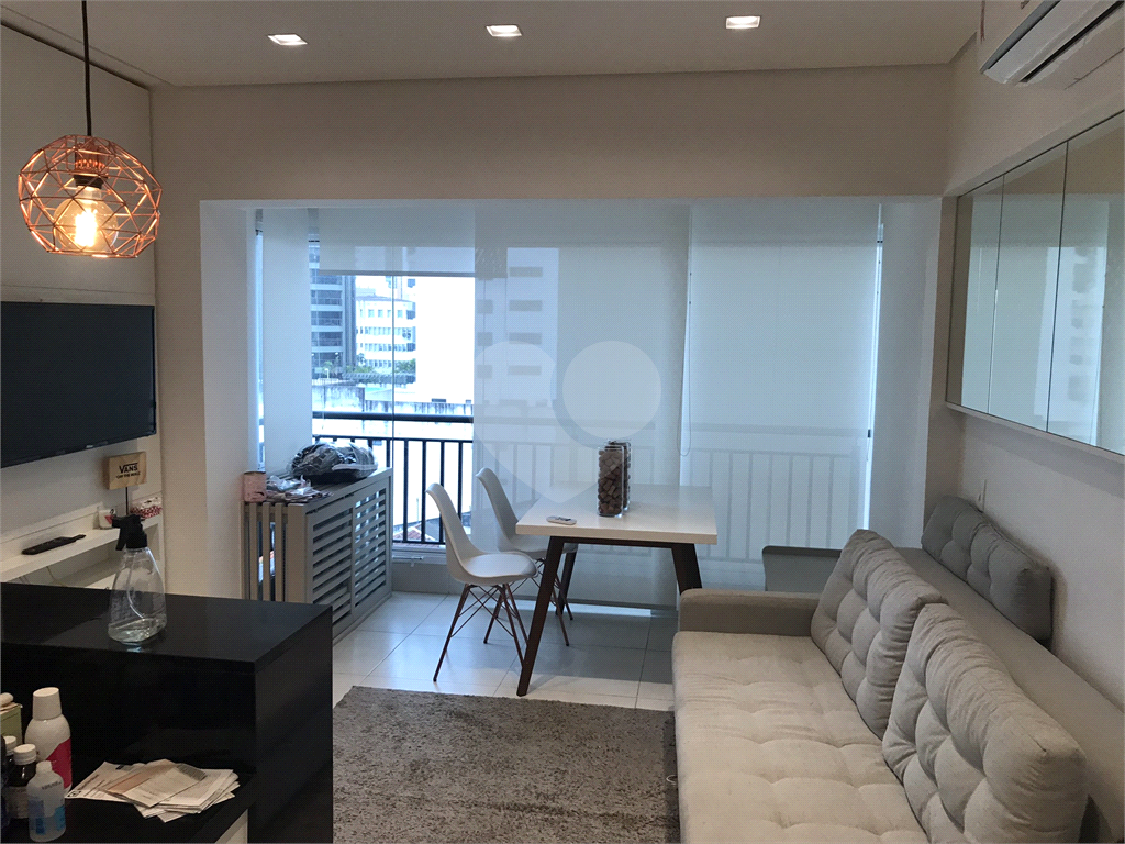 APARTAMENTO COM DUAS VAGAS DE GARAGEM NA VOLUNTÁRIOS