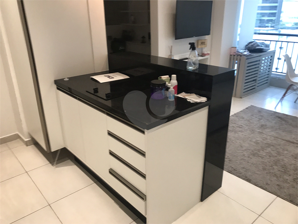 APARTAMENTO COM DUAS VAGAS DE GARAGEM NA VOLUNTÁRIOS