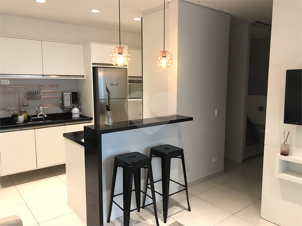 APARTAMENTO COM DUAS VAGAS DE GARAGEM NA VOLUNTÁRIOS