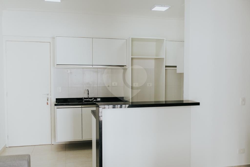 APARTAMENTO COM DUAS VAGAS DE GARAGEM NA VOLUNTÁRIOS