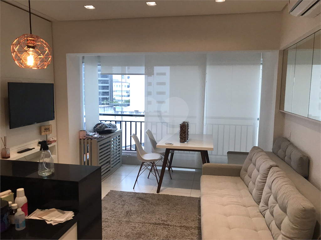 APARTAMENTO COM DUAS VAGAS DE GARAGEM NA VOLUNTÁRIOS