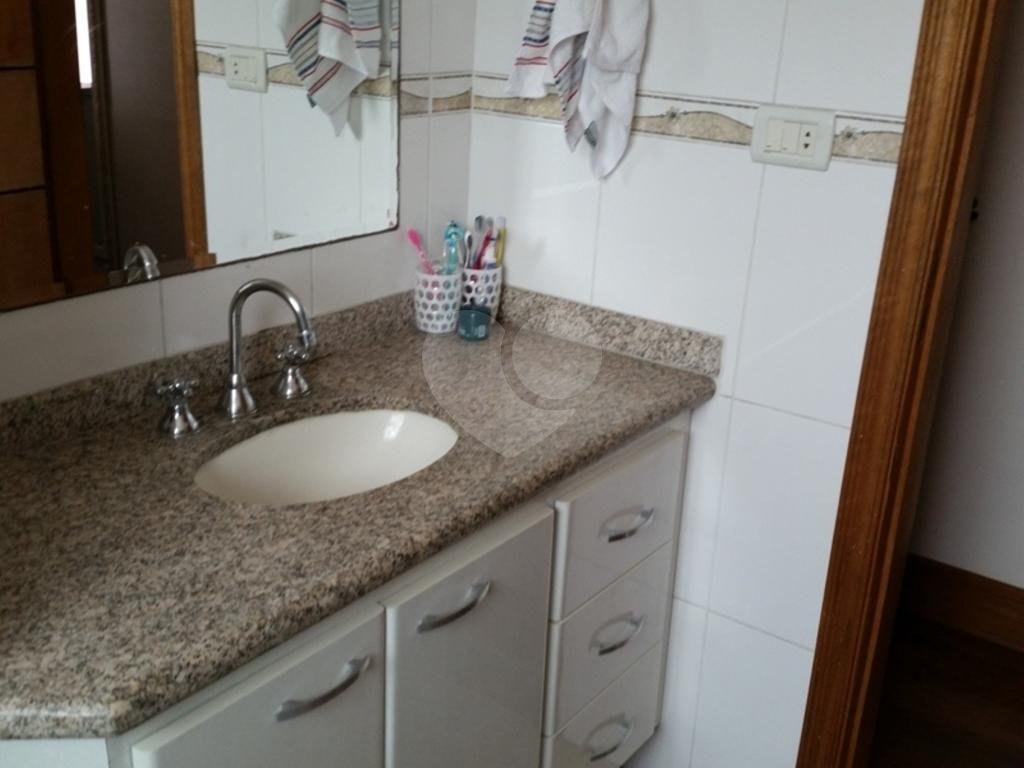 Ótimo sobrado com 150 m² no bairro Parque Santo Antônio