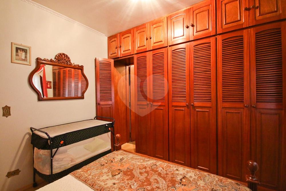 Sobrado à venda em Santana