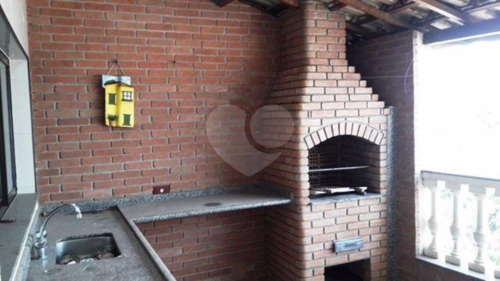 Sobrado para venda e locação no Parque Santo Antônio