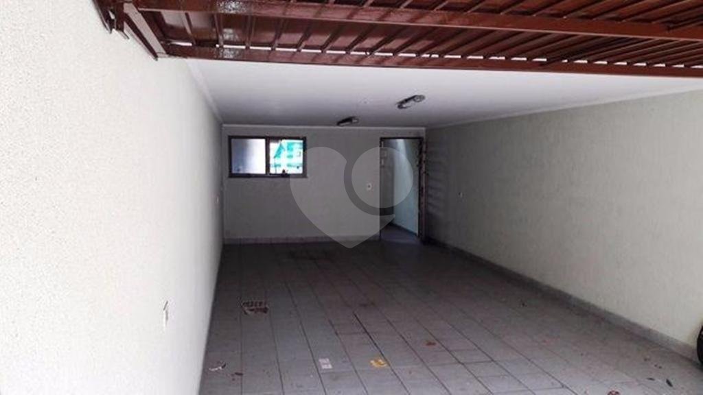 Sobrado para venda e locação no Parque Santo Antônio