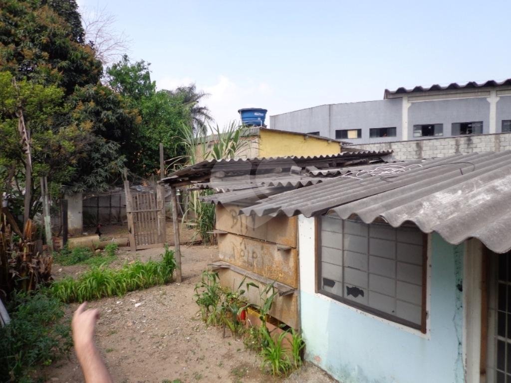 TERRENO COM 1075 METROS, ACEITA PERMUTA E INCORPORAÇÃO PARCIAL