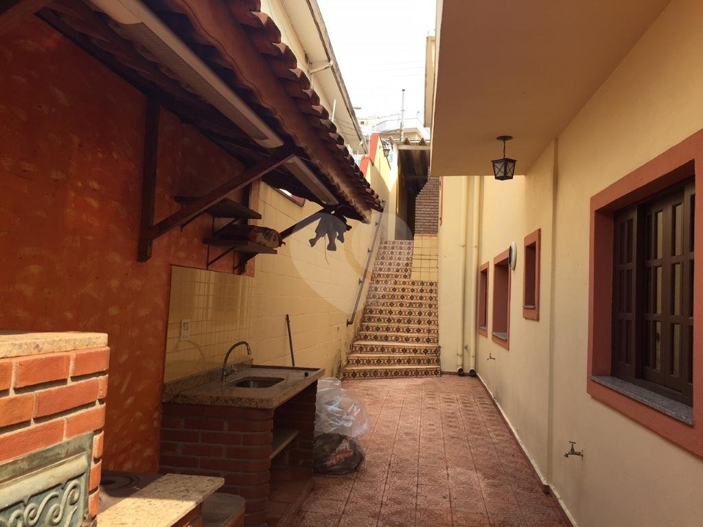 Sobrado à venda com 3 quartos, 181m² - Foto 2