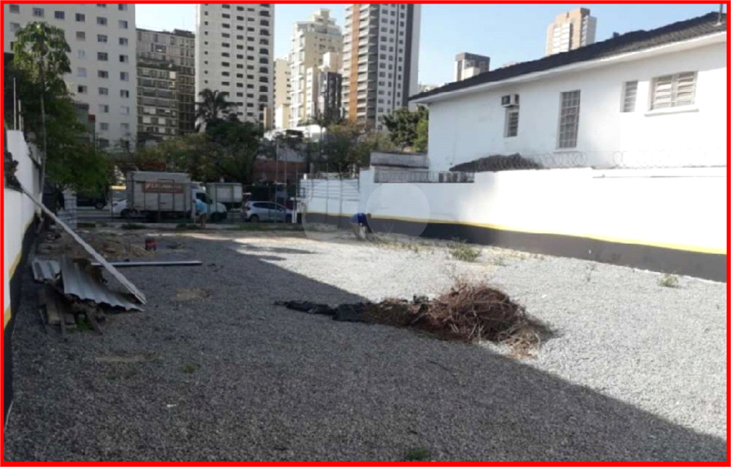 TERRENO NA AVENIDA REBOUÇAS