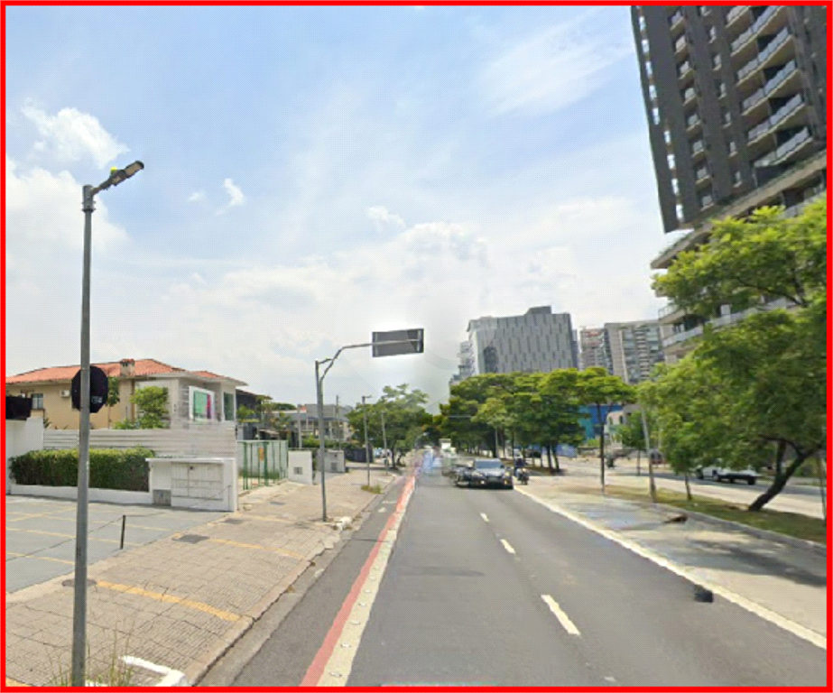 TERRENO NA AVENIDA REBOUÇAS