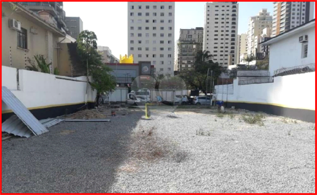 TERRENO NA AVENIDA REBOUÇAS