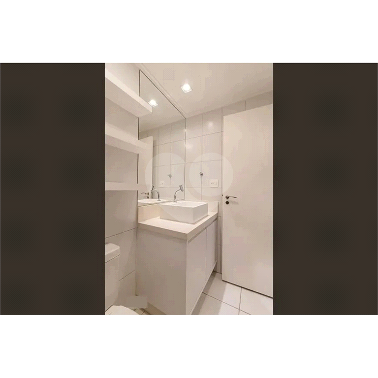 Apartamento à venda com 63,54 m² na Aclimação São Paulo SP