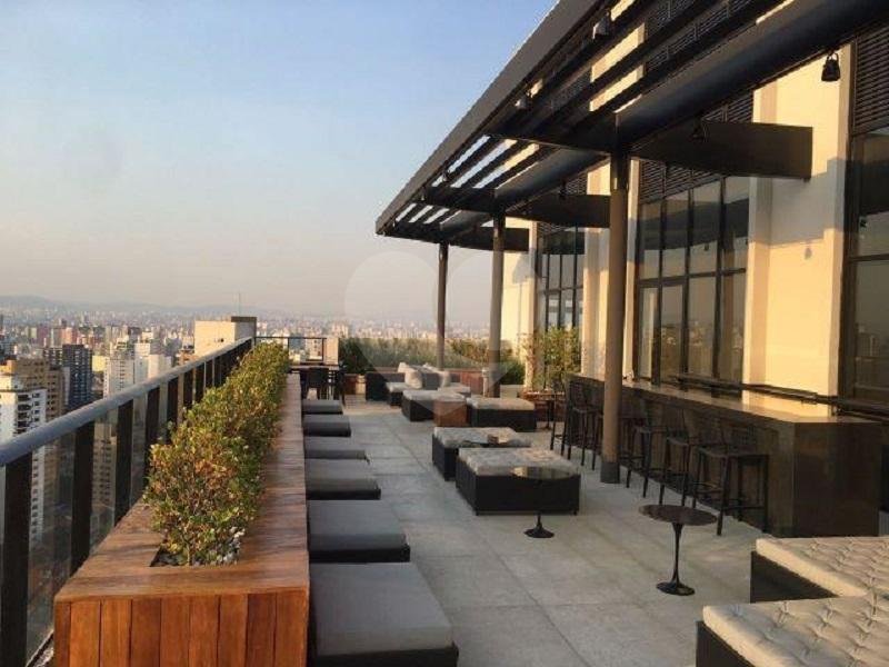 Apartamento à venda com 63,54 m² na Aclimação São Paulo SP