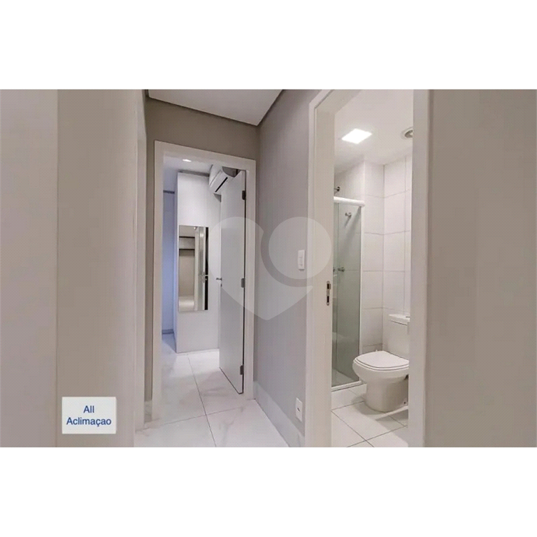 Apartamento à venda com 63,54 m² na Aclimação São Paulo SP