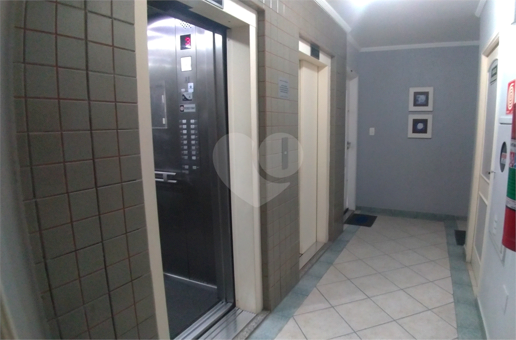 Apartamento à venda com 3 quartos, 83m² - Foto 10