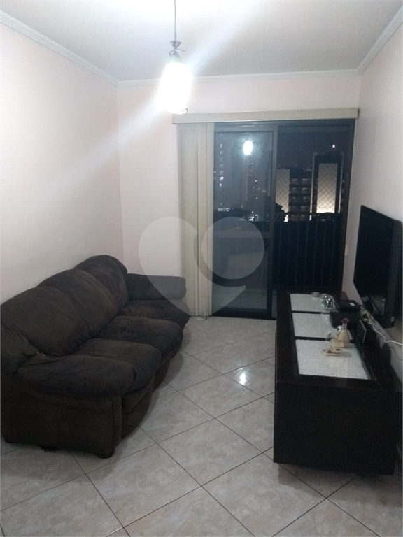 Apartamento à venda com 3 quartos, 83m² - Foto 1