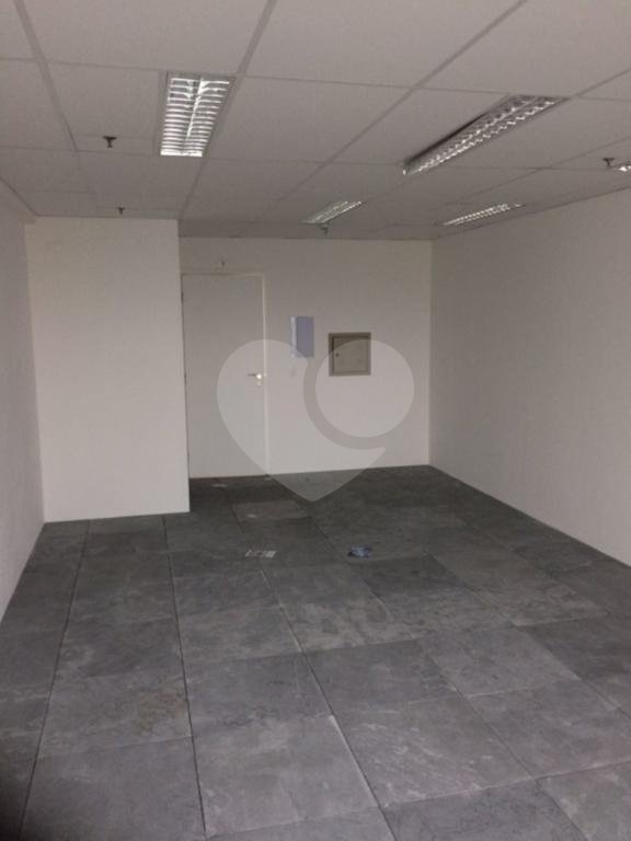 Linda sala comercial à venda em Santana, próximo do Metrô Tietê 