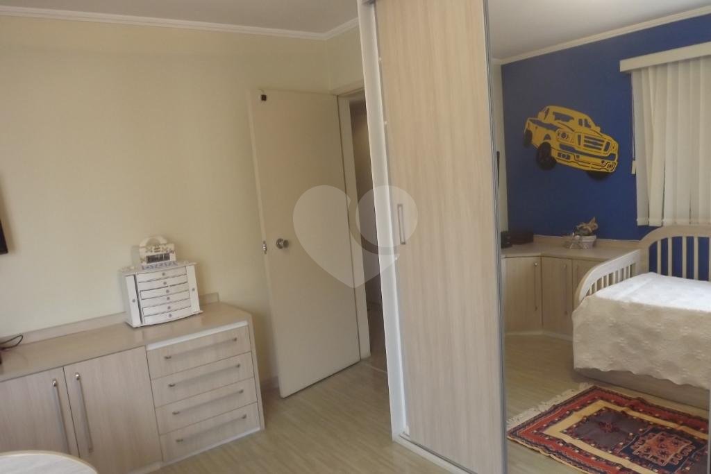 Apartamento à venda com 4 quartos, 236m² - Foto 28